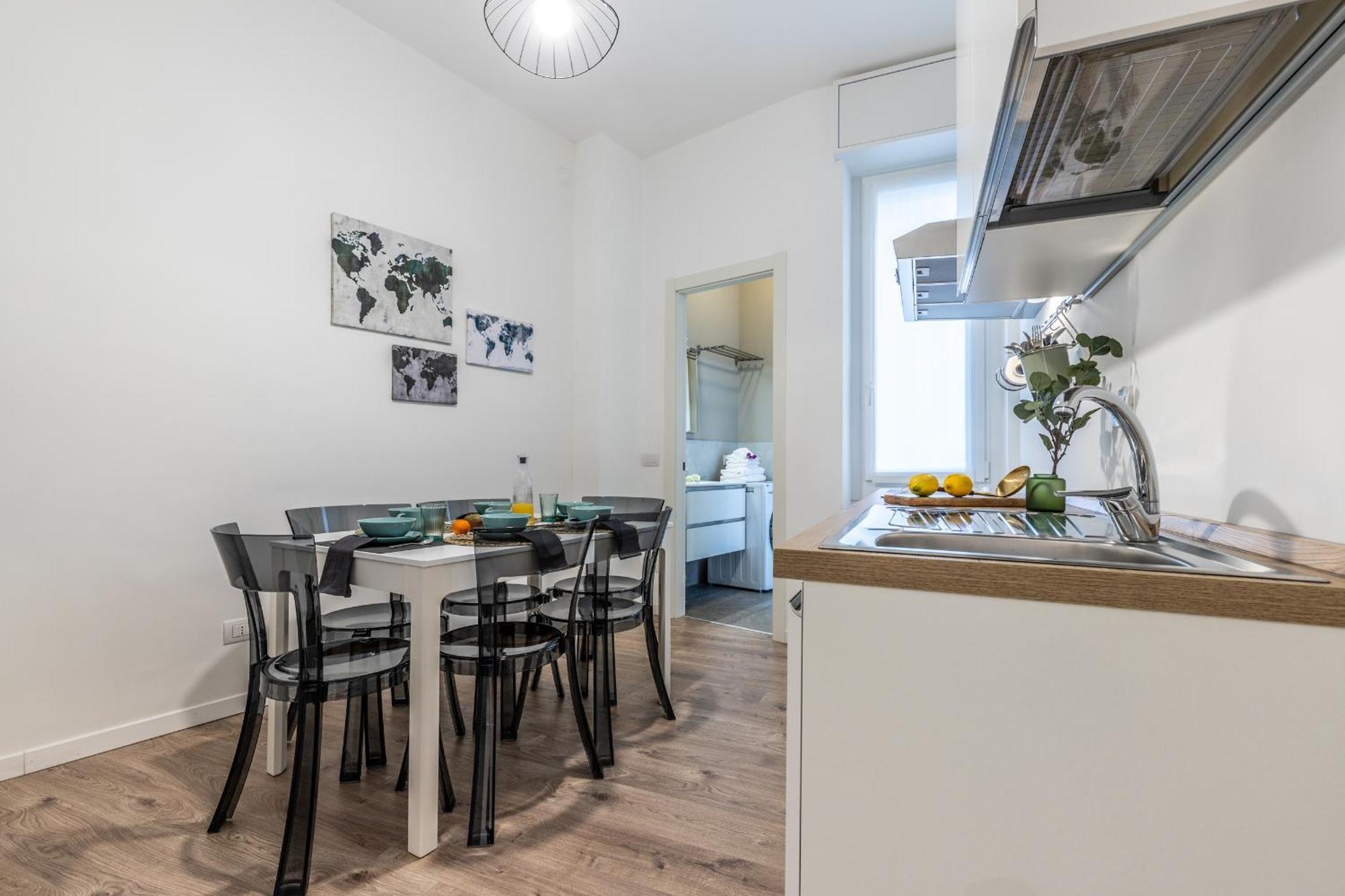 Stayeasy Quadronno33 - 3 Bedrooms, 2 Baths - Duomo Walking Distance Мілан Екстер'єр фото
